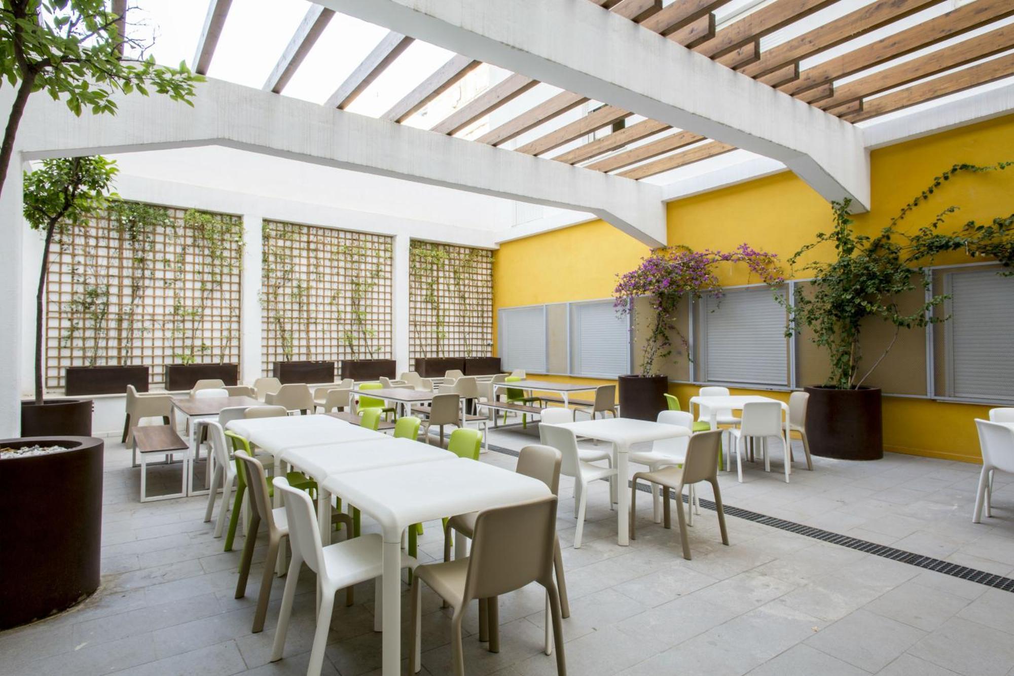 Colegio Mayor Resa La Concepcion Valencia Buitenkant foto