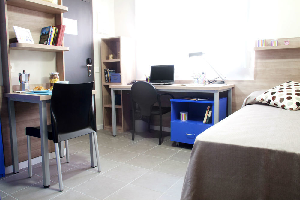 Colegio Mayor Resa La Concepcion Valencia Buitenkant foto