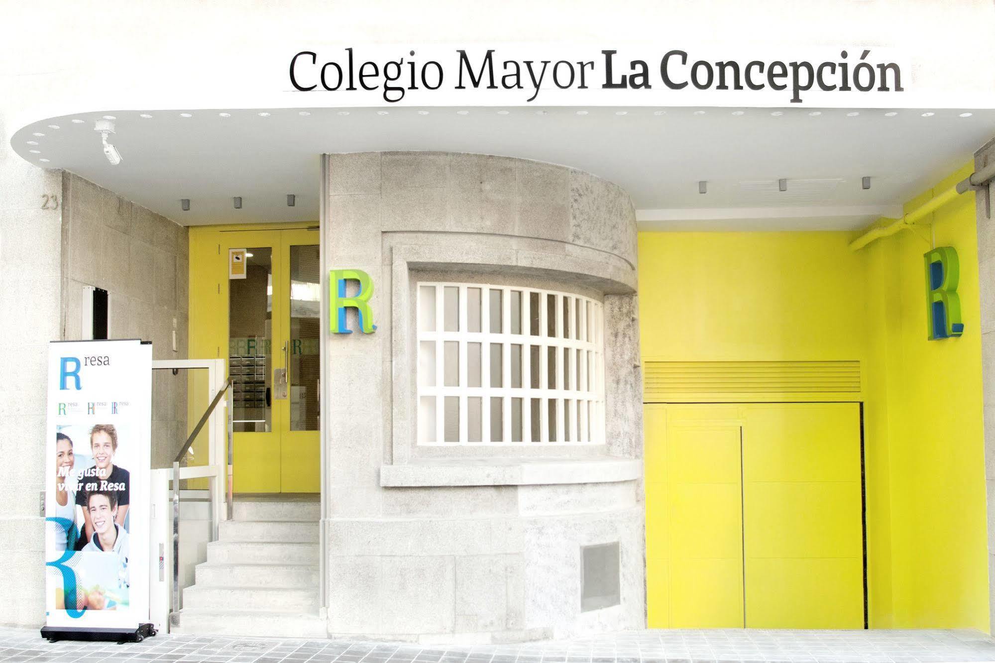 Colegio Mayor Resa La Concepcion Valencia Buitenkant foto